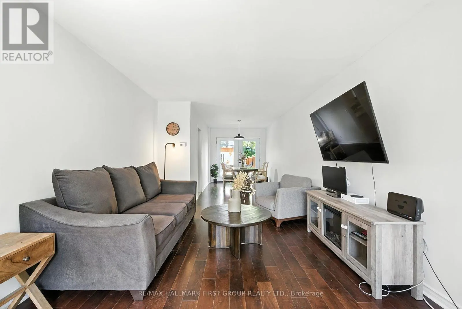 UPPER - 1387 LARGO CRESCENT, #Upper
