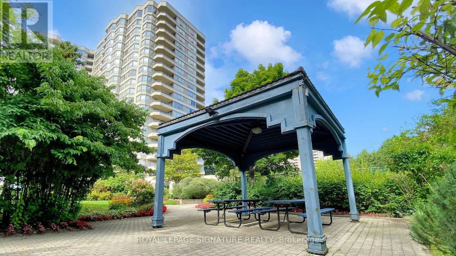 1418 - 175 BAMBURGH CIRCLE