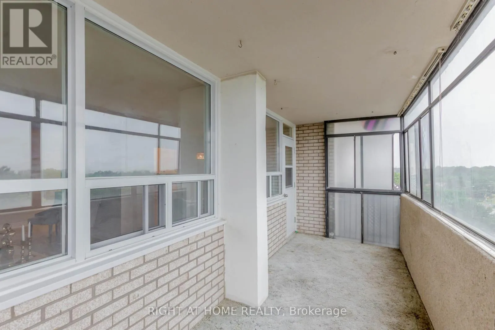 707 - 3311 KINGSTON ROAD