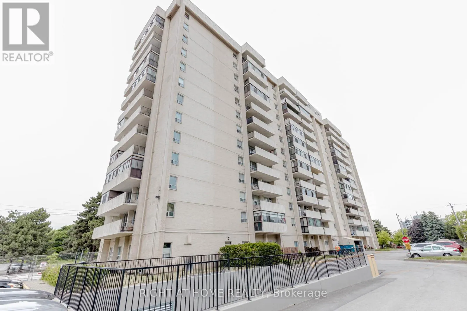 707 - 3311 KINGSTON ROAD