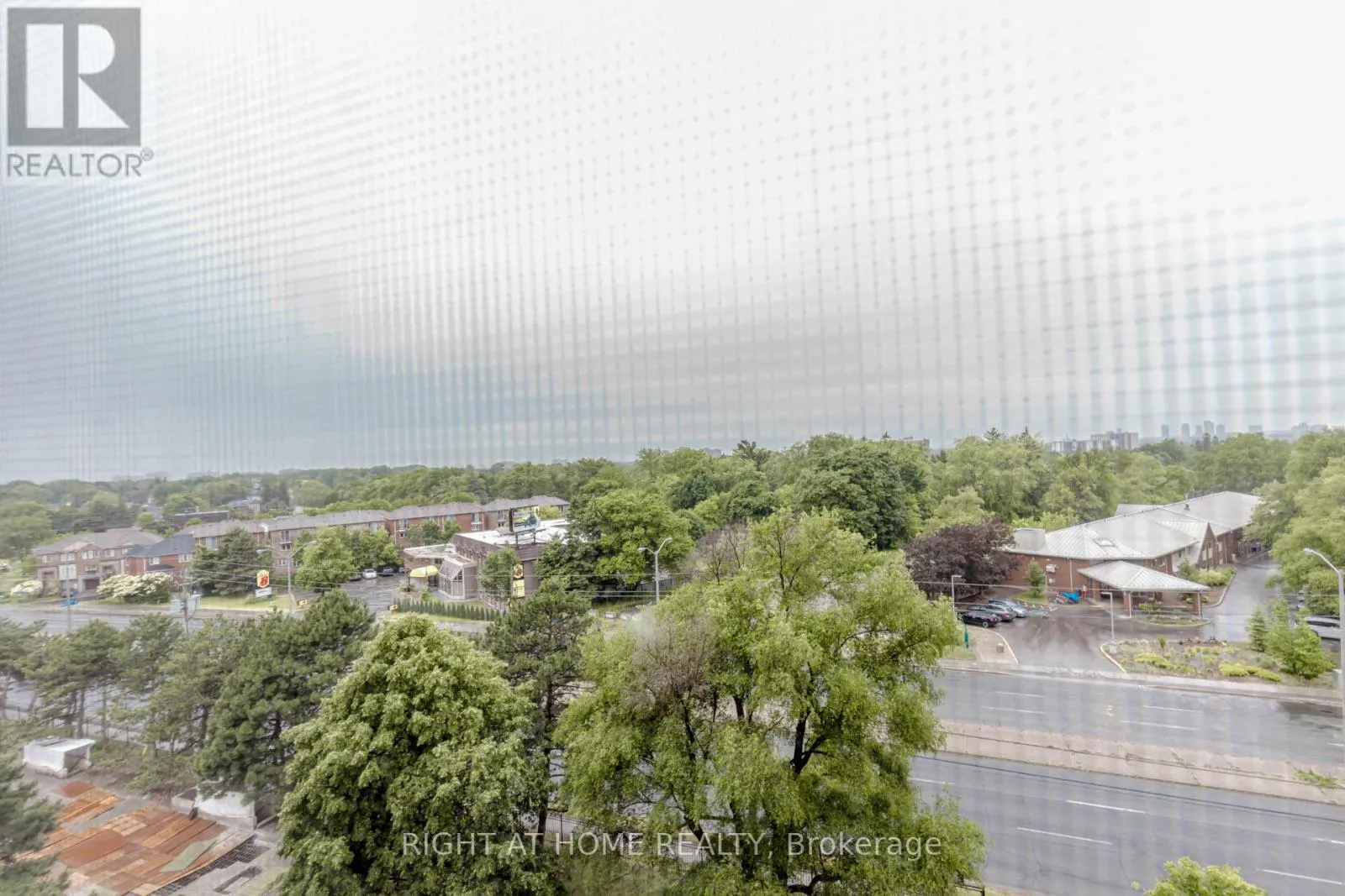 707 - 3311 KINGSTON ROAD