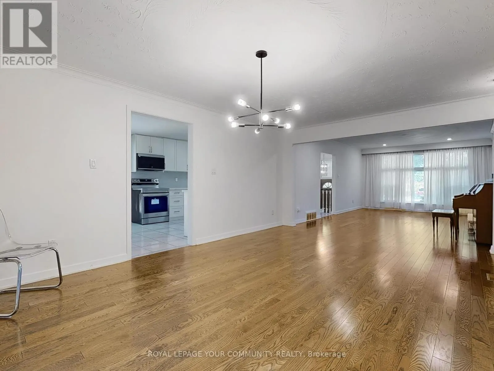12 NORBERT ROAD
