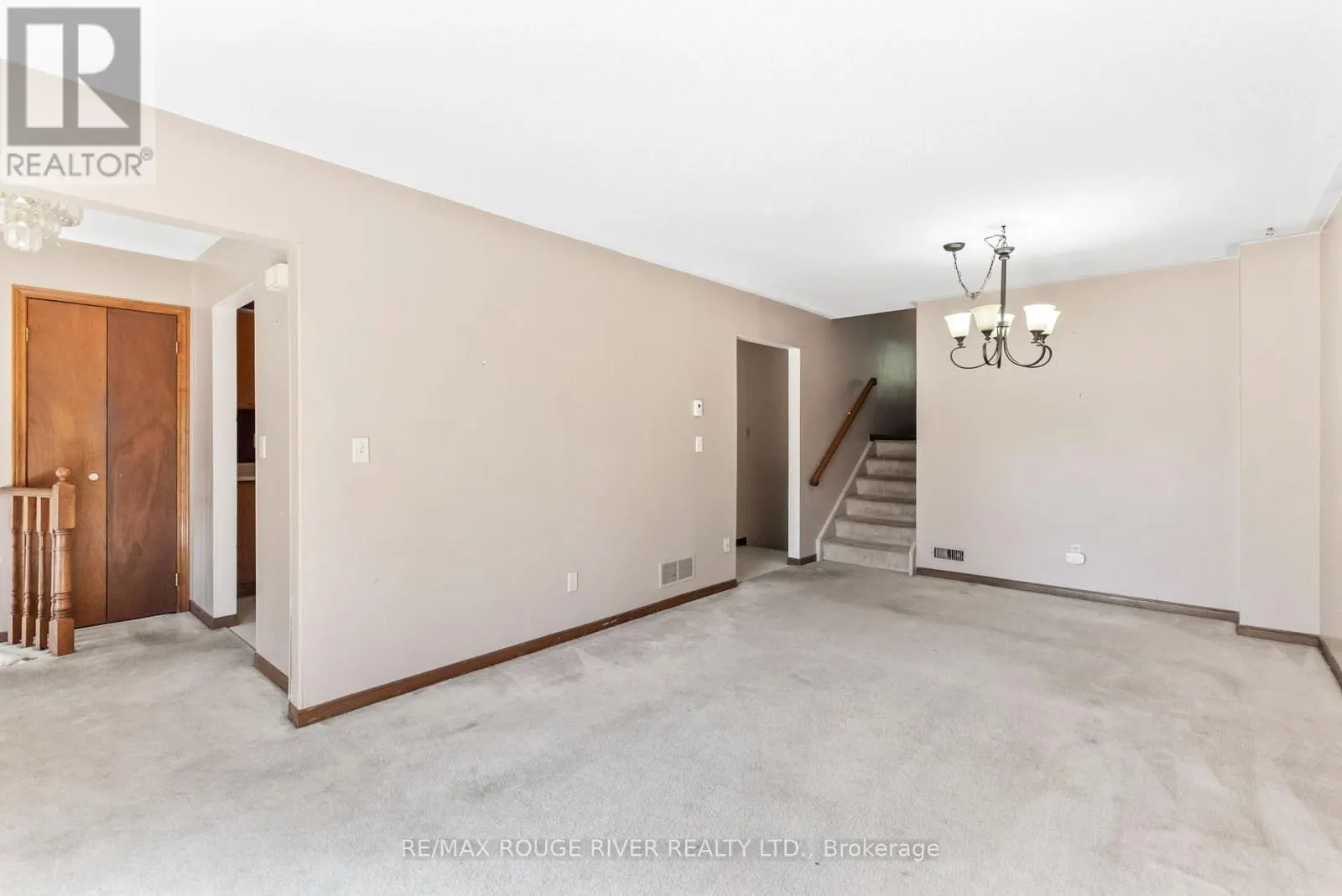 16 BORLAND COURT