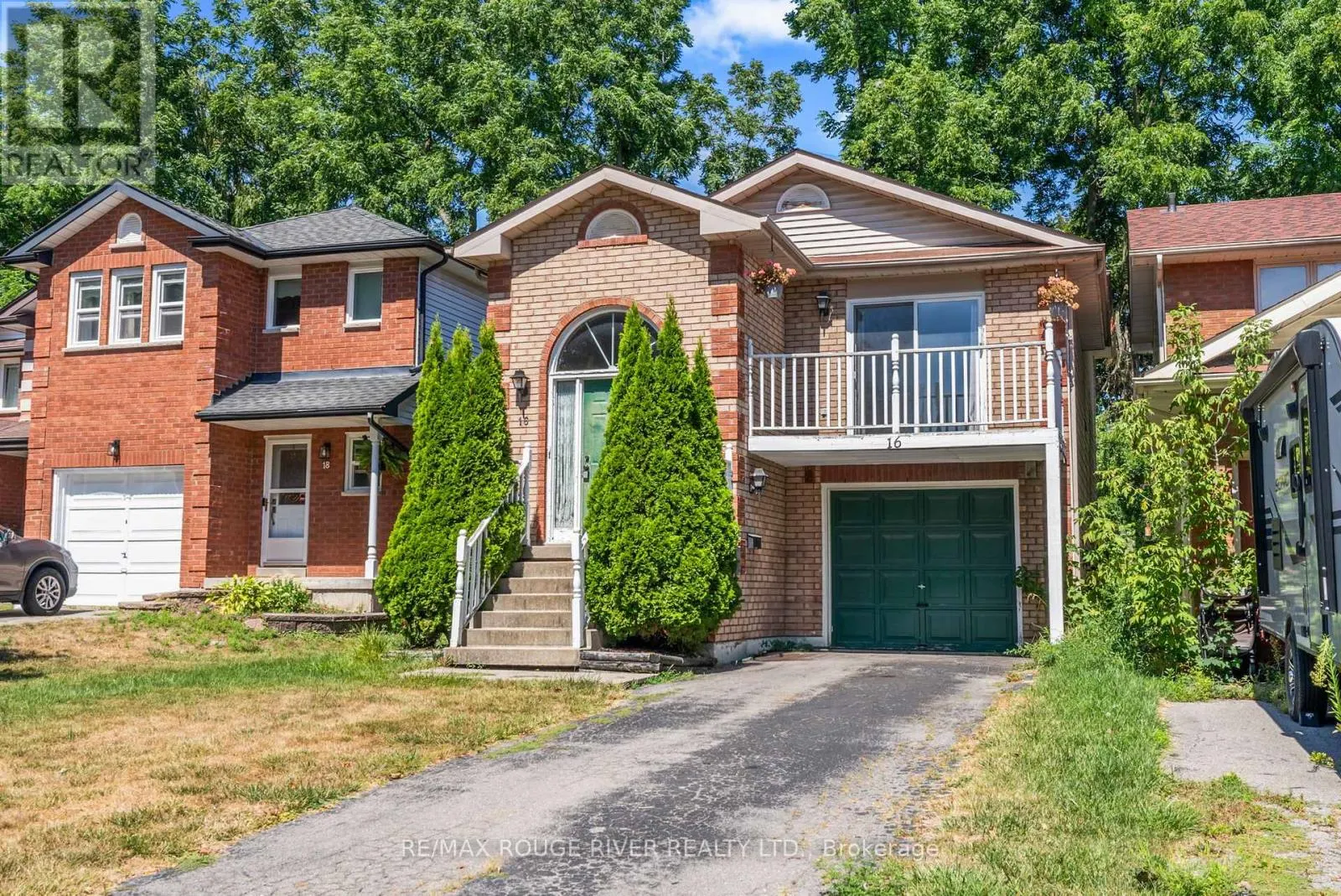 16 BORLAND COURT