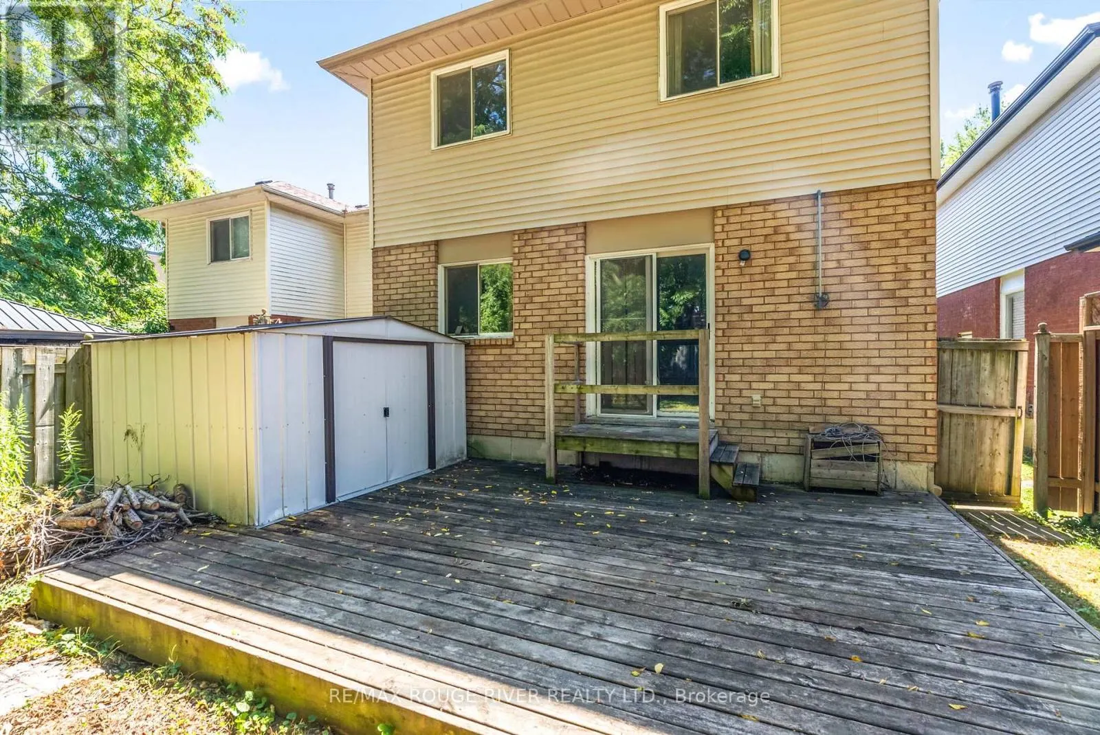 16 BORLAND COURT