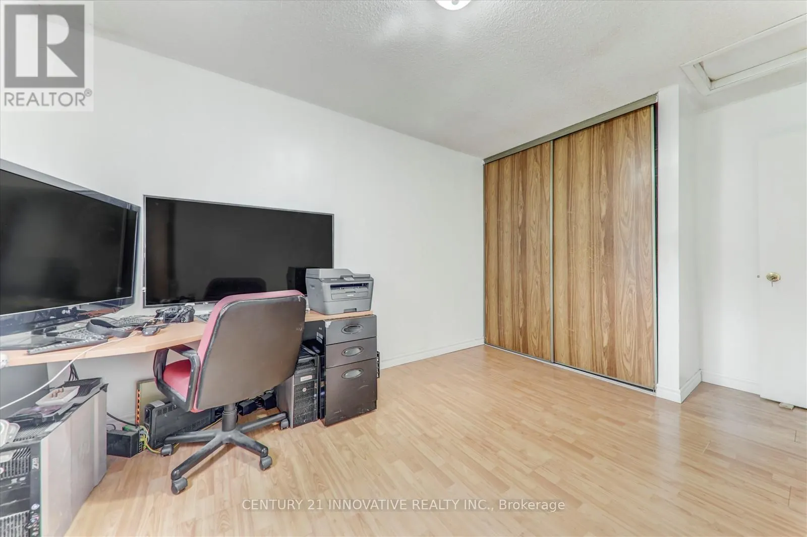 1 - 34 DUNDALK DRIVE