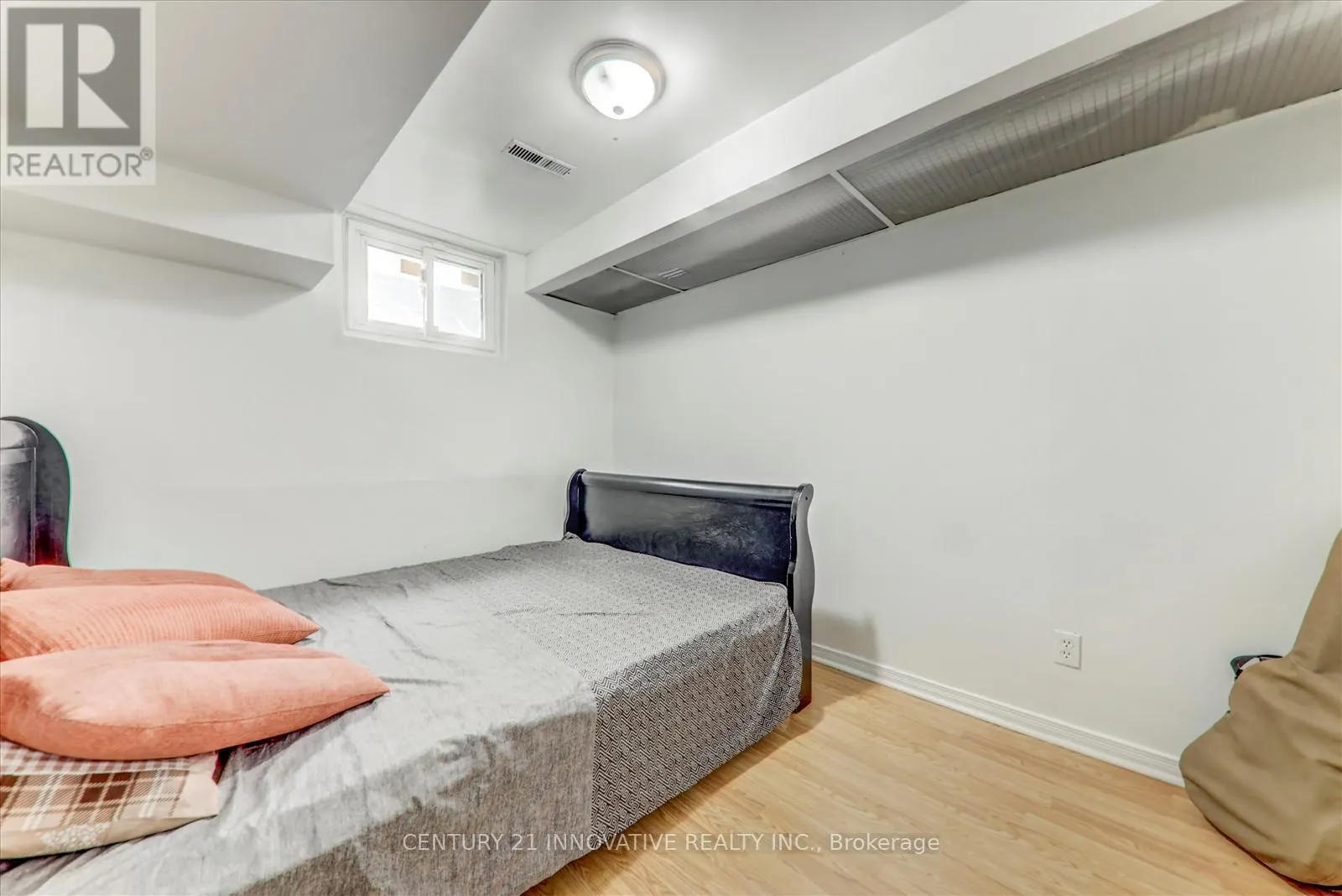 1 - 34 DUNDALK DRIVE