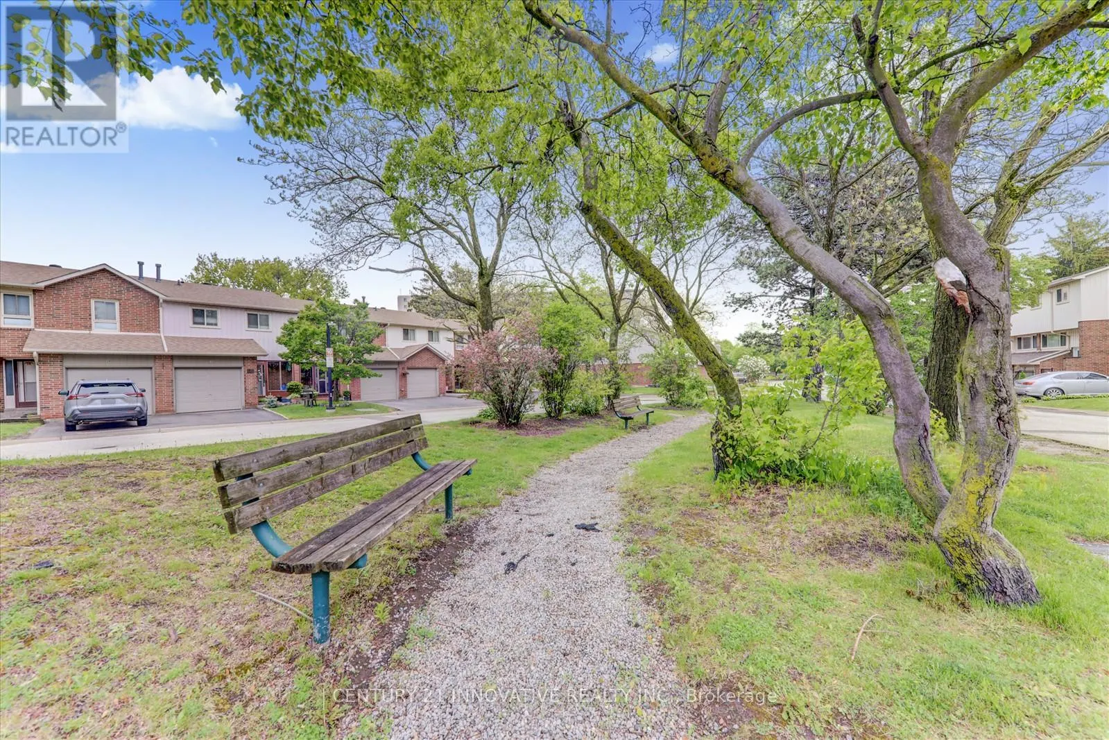 1 - 34 DUNDALK DRIVE