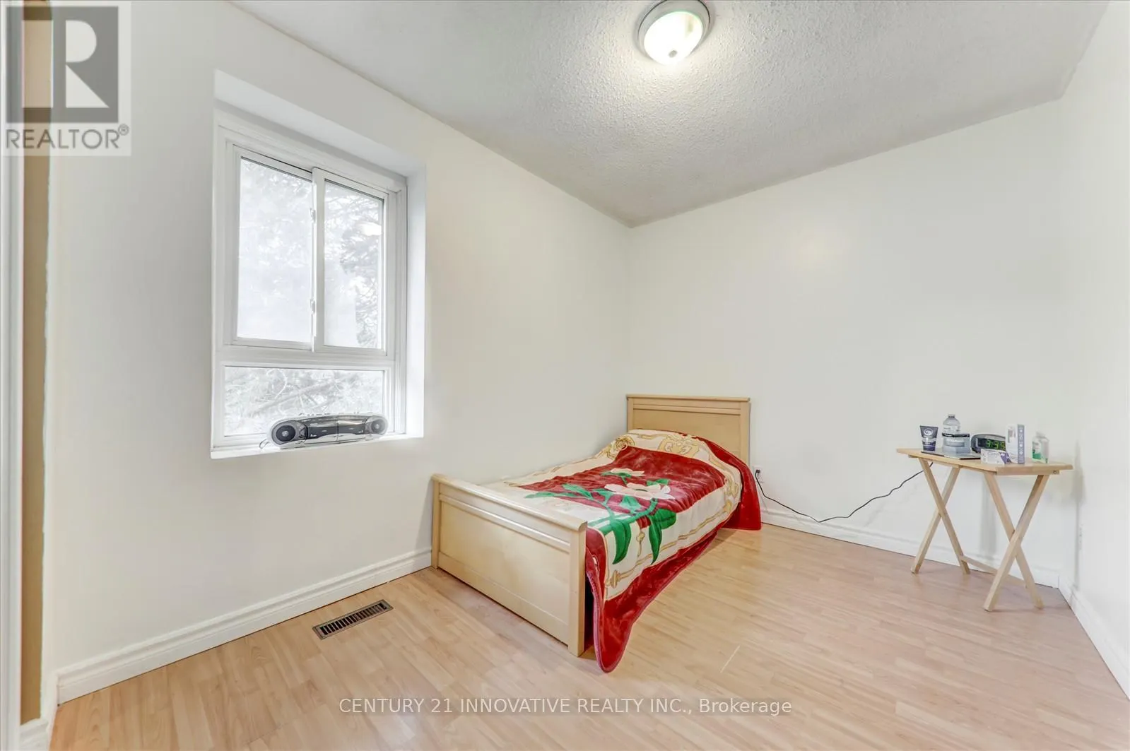1 - 34 DUNDALK DRIVE