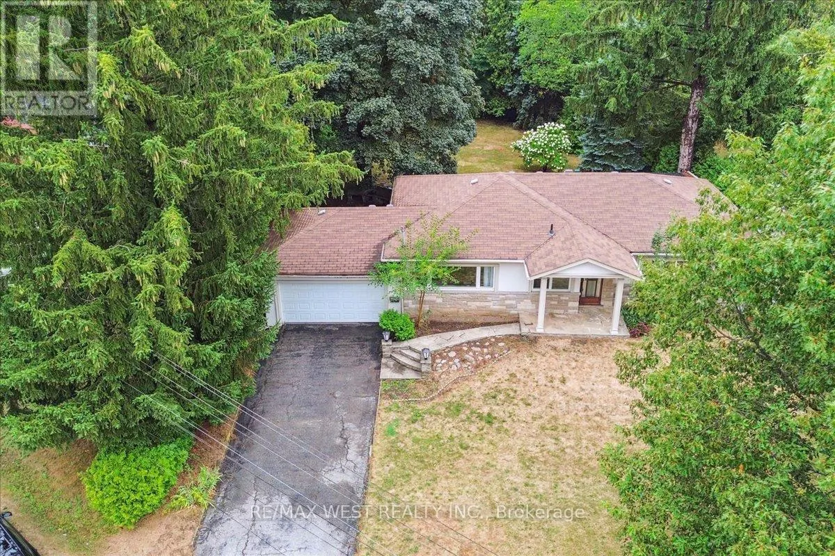 106 CEDAR BRAE BOULEVARD