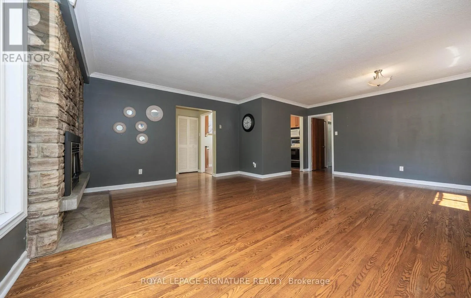 9 BRIDLEWOOD BOULEVARD