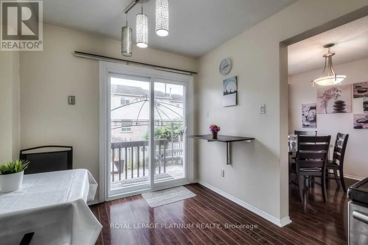 87 POOLTON CRESCENT