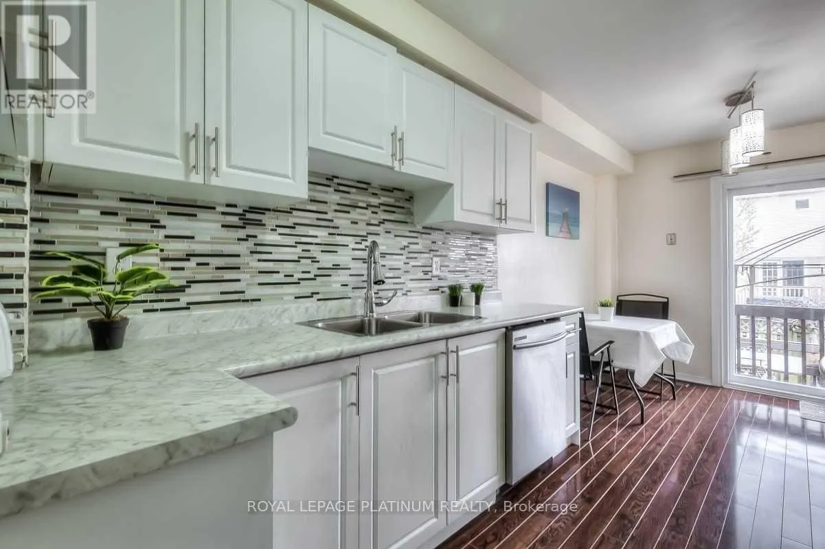 87 POOLTON CRESCENT