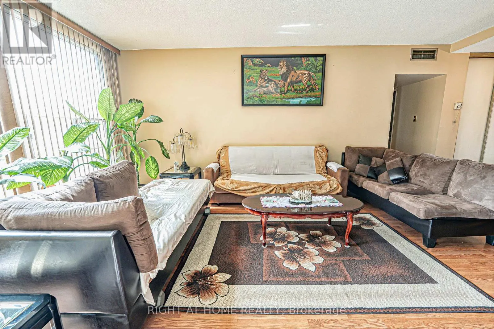 408 - 1705 MCCOWAN ROAD