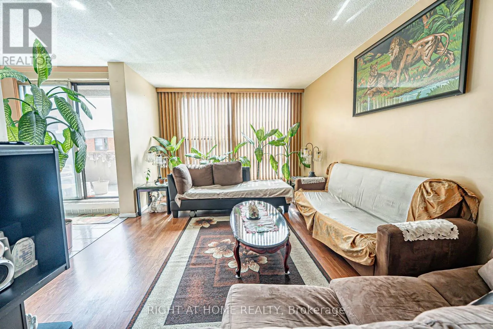 408 - 1705 MCCOWAN ROAD