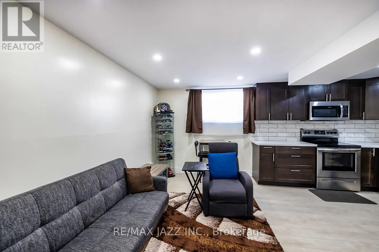 843 CHARISMA CRESCENT