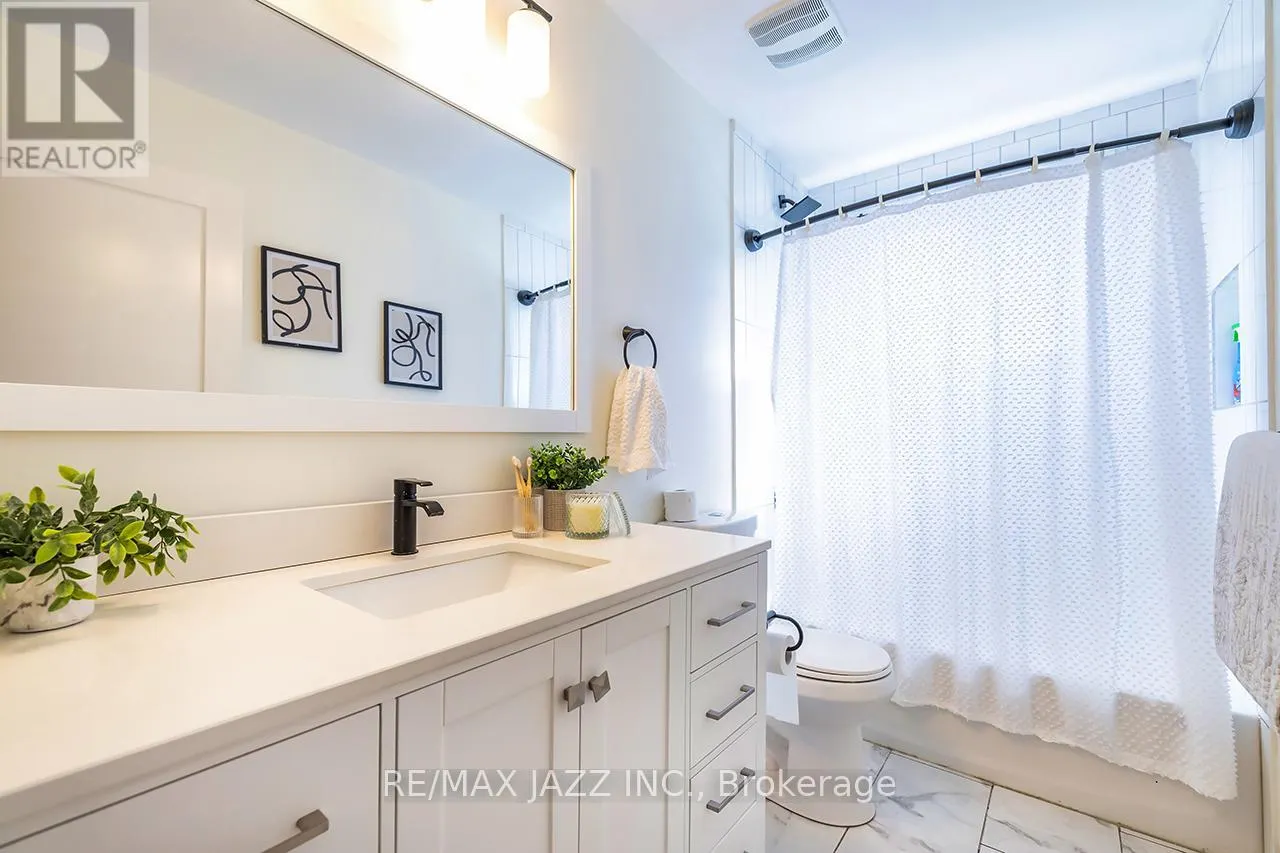 843 CHARISMA CRESCENT