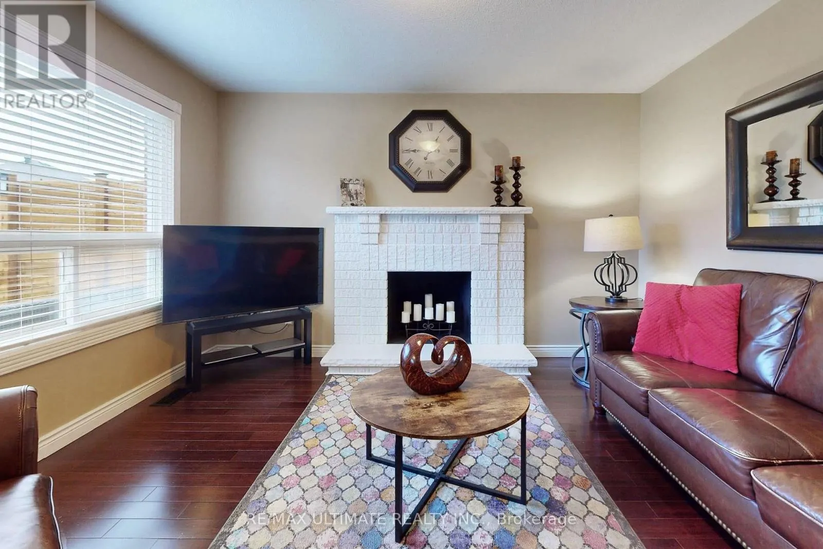 25 WINTERBERRY DRIVE