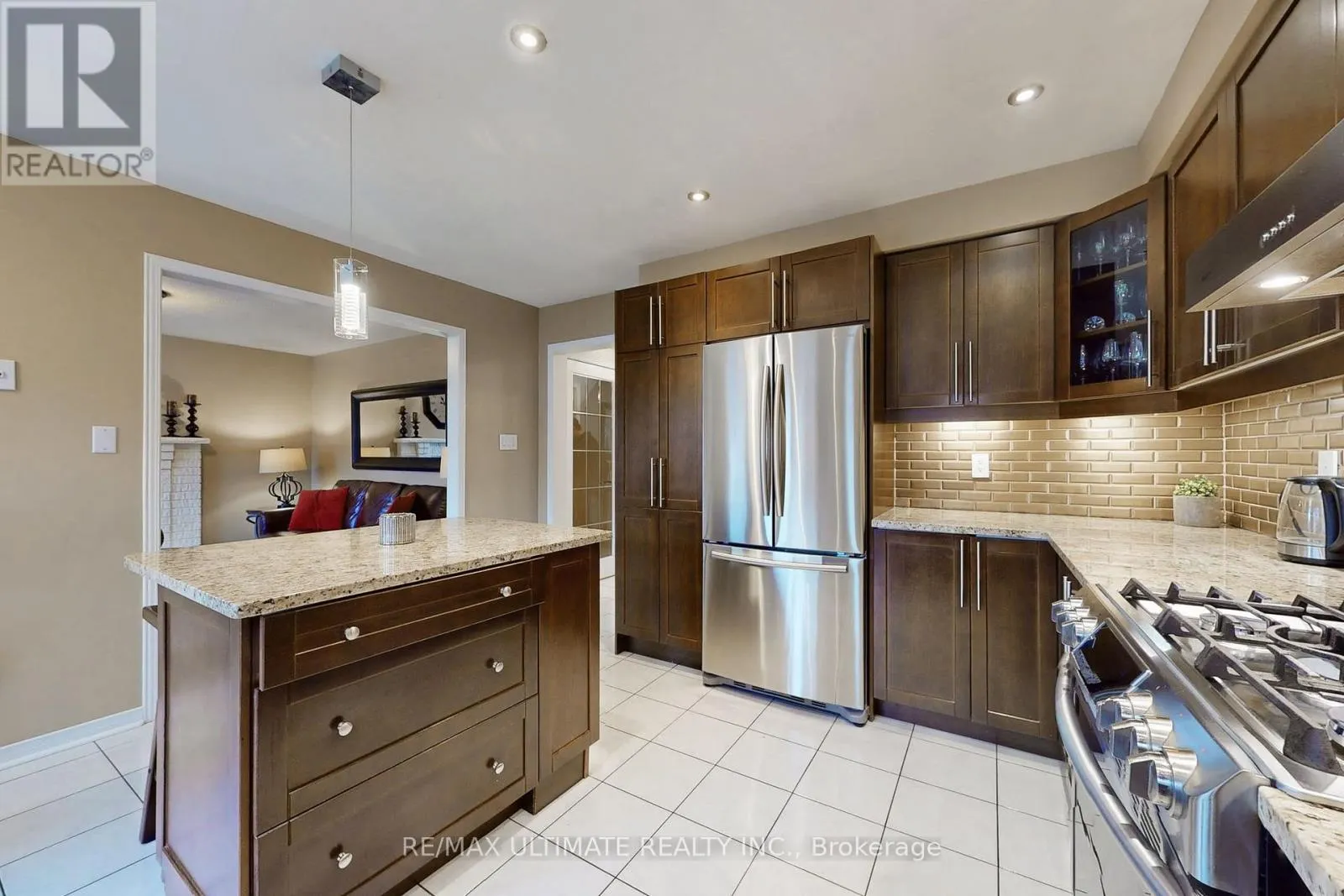 25 WINTERBERRY DRIVE