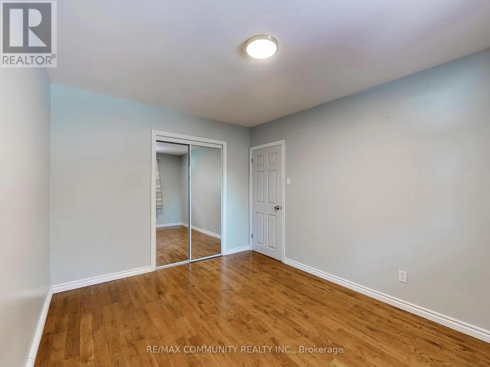 119 ROCHMAN BOULEVARD