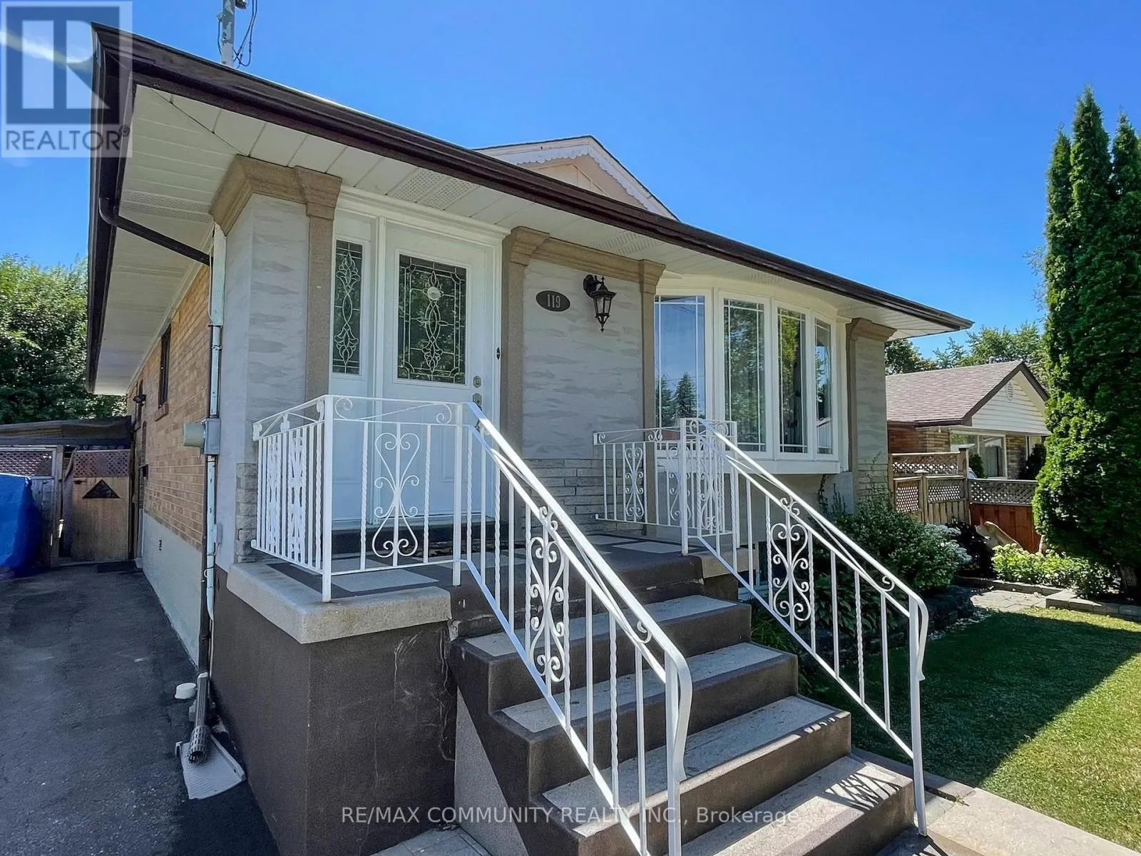119 ROCHMAN BOULEVARD
