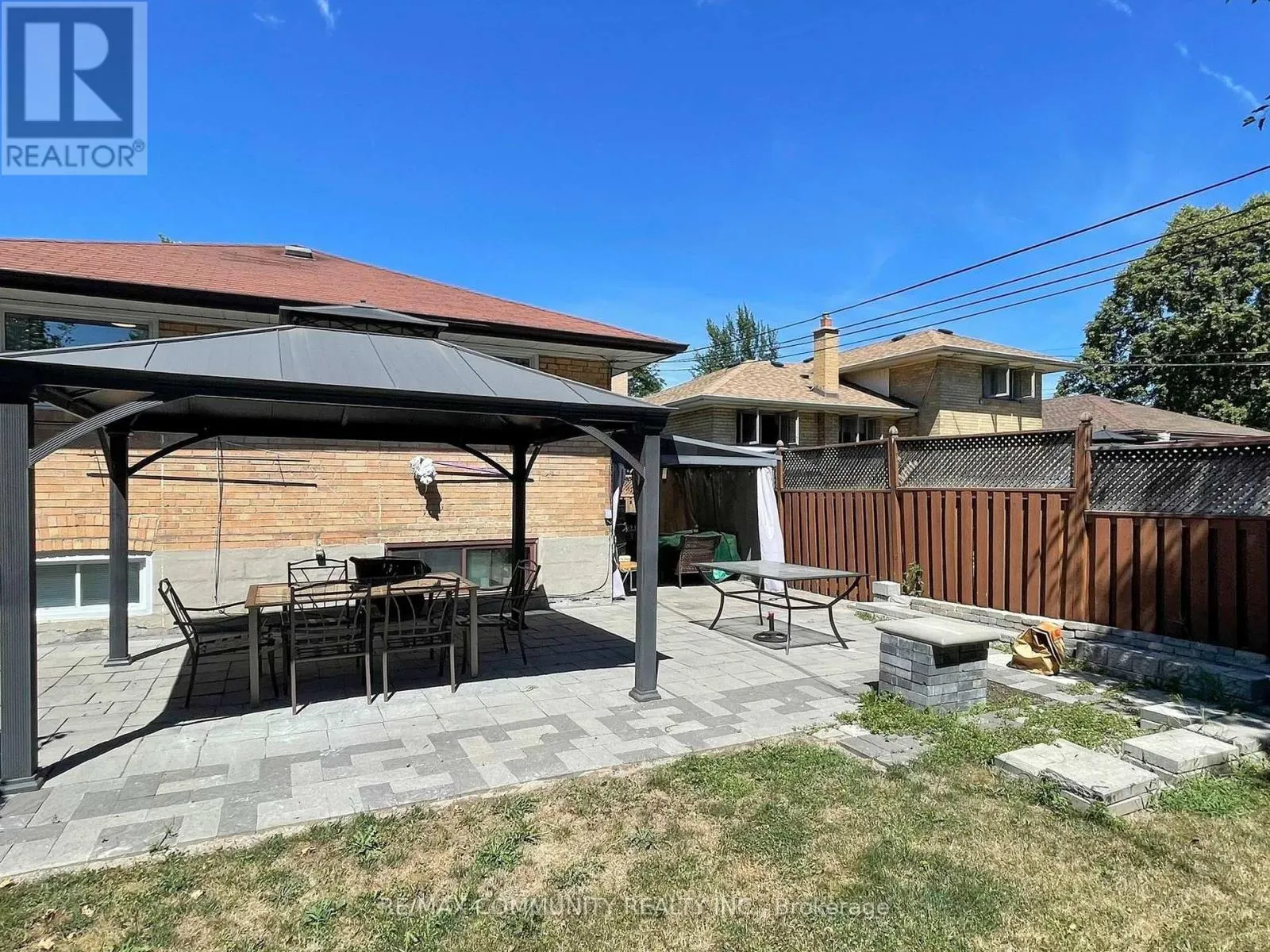 119 ROCHMAN BOULEVARD