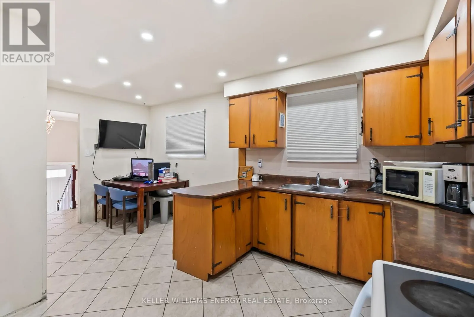 110 LITTLELEAF DRIVE