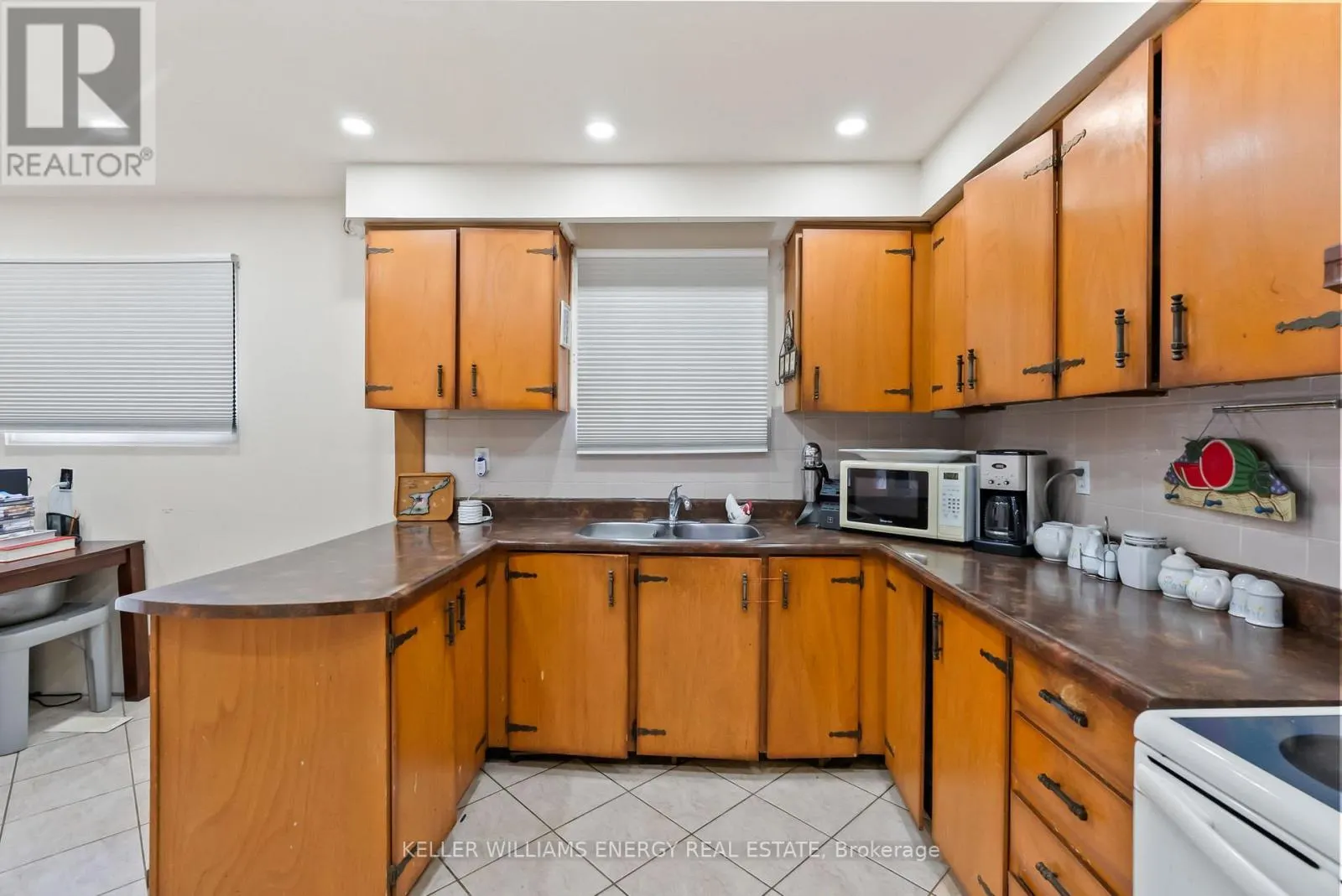 110 LITTLELEAF DRIVE