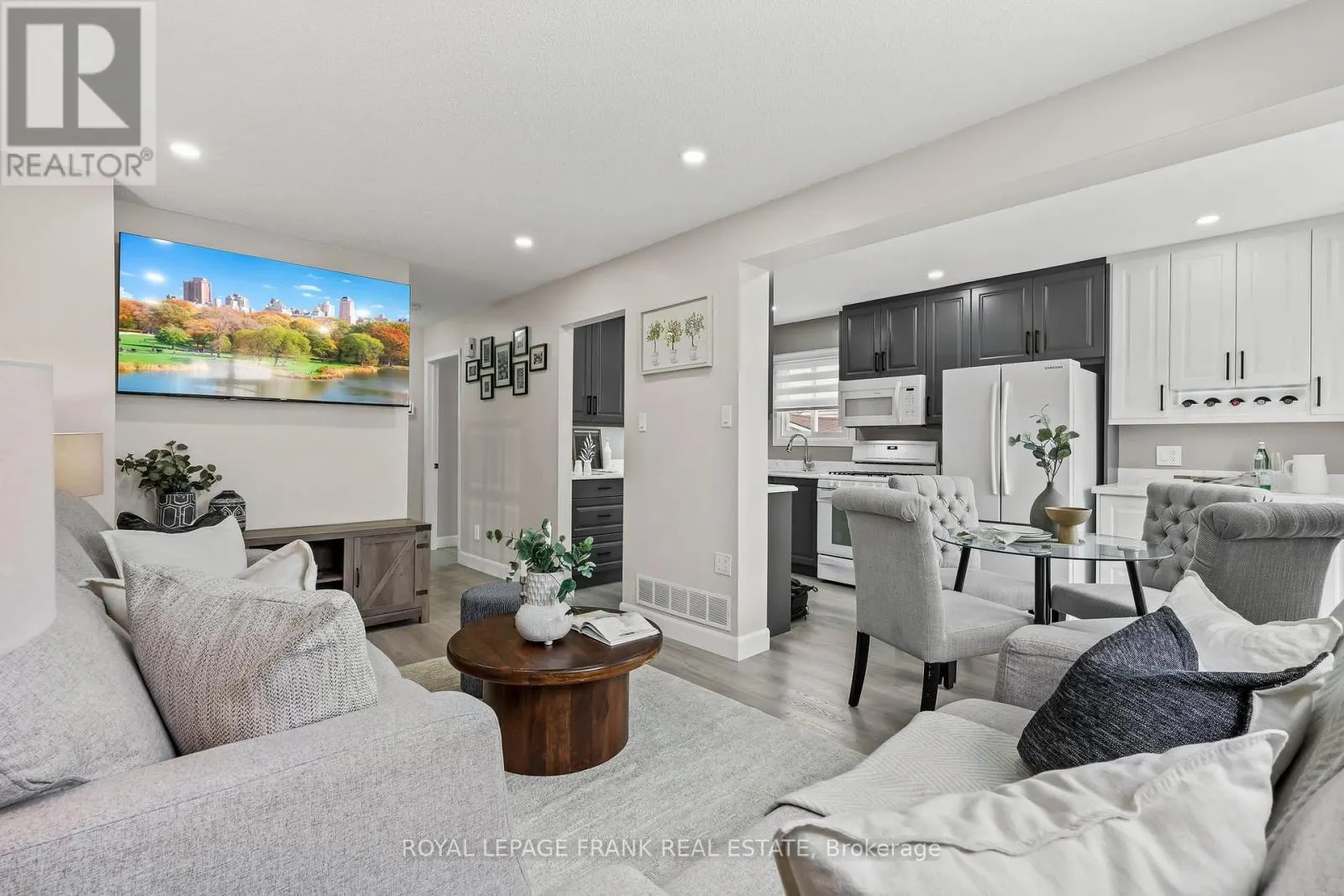 808 CROWELLS STREET