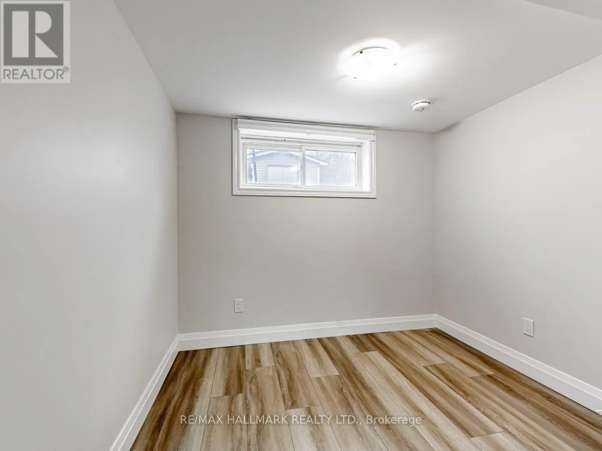 LOWER - 129 LUPIN DRIVE