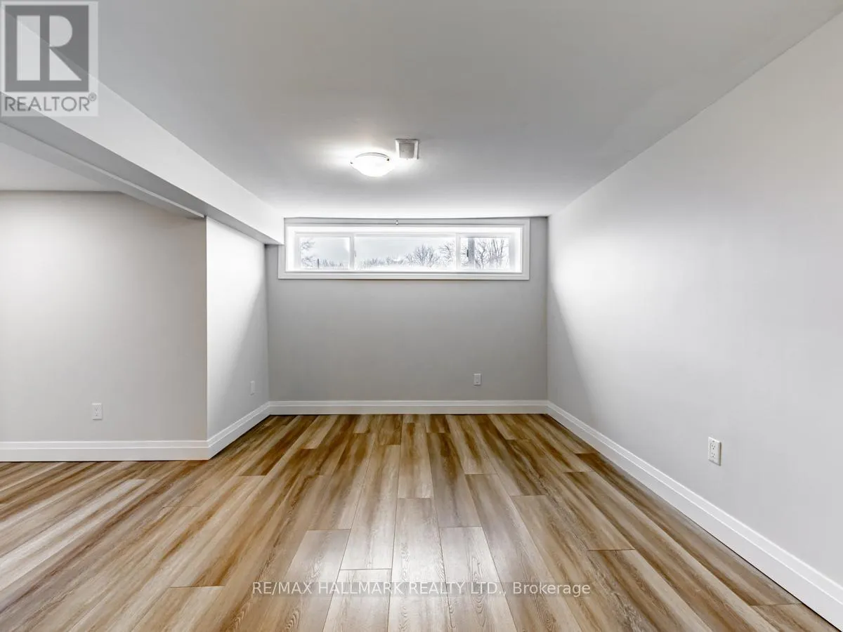 LOWER - 129 LUPIN DRIVE