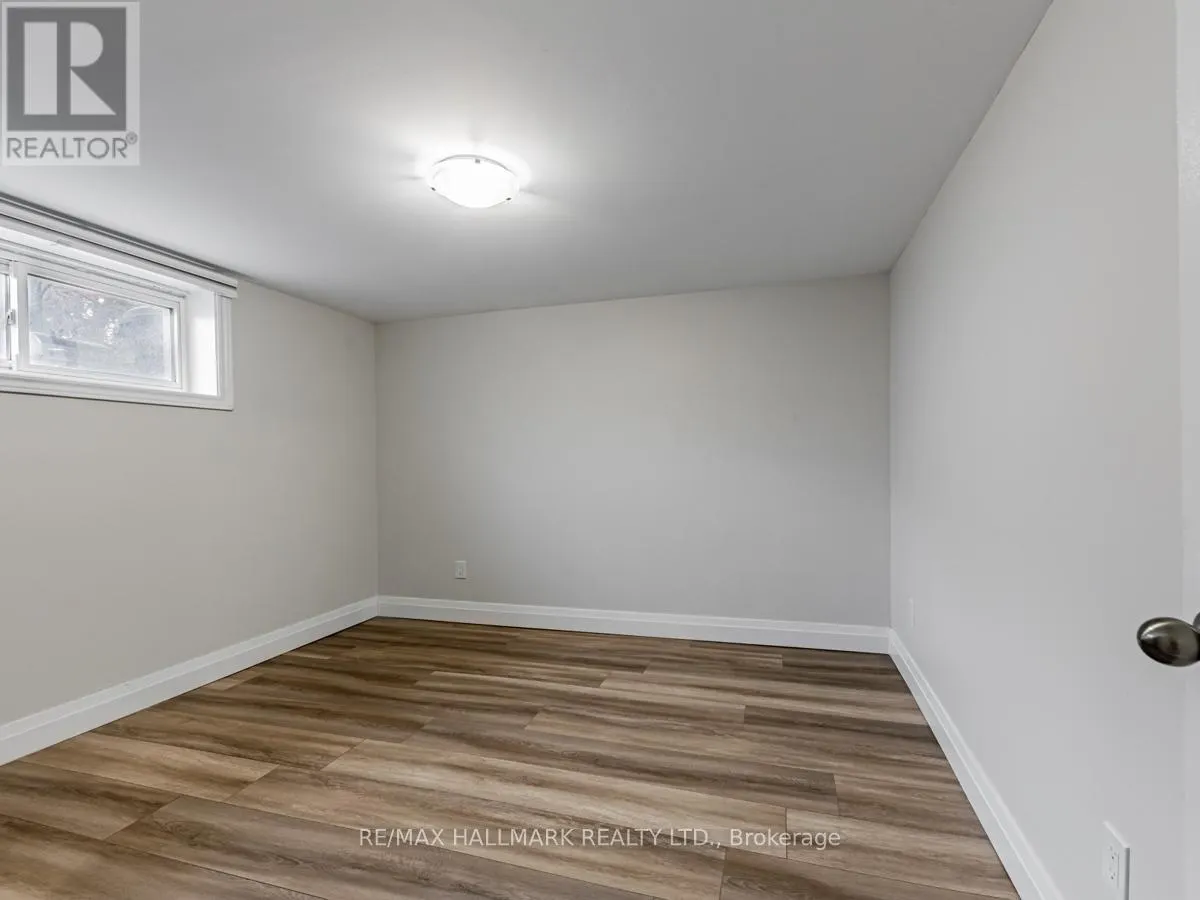 LOWER - 129 LUPIN DRIVE