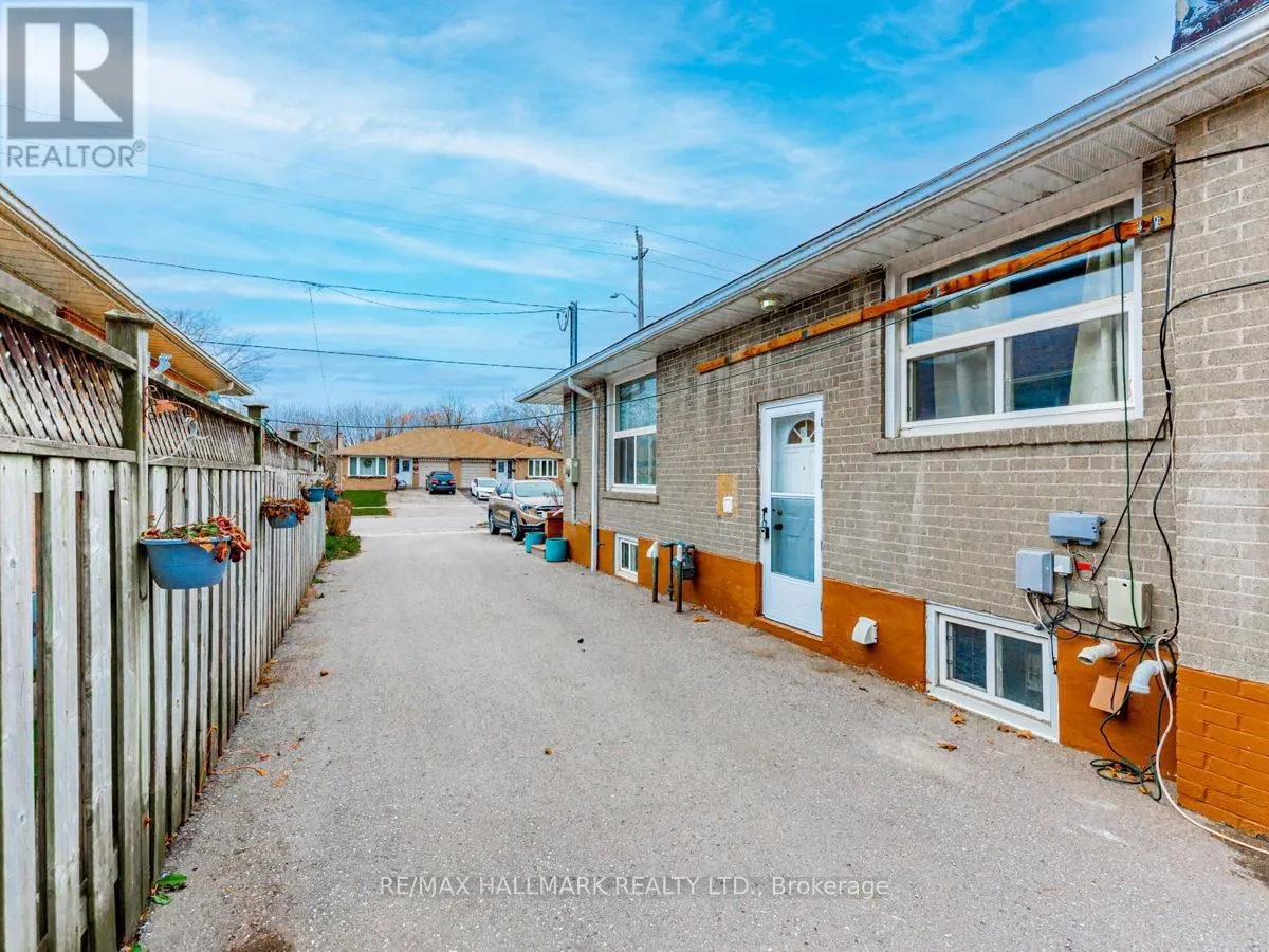 LOWER - 129 LUPIN DRIVE