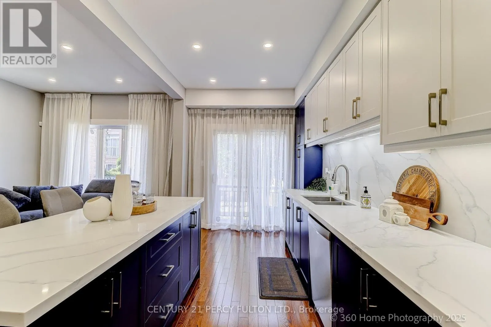 30 MARJORAM DRIVE