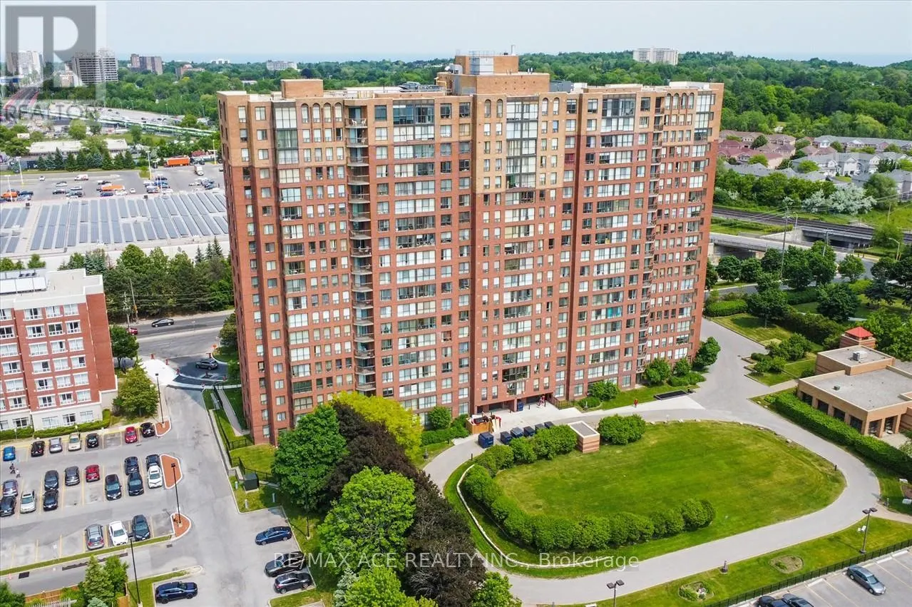 1403 - 330 MCCOWAN ROAD