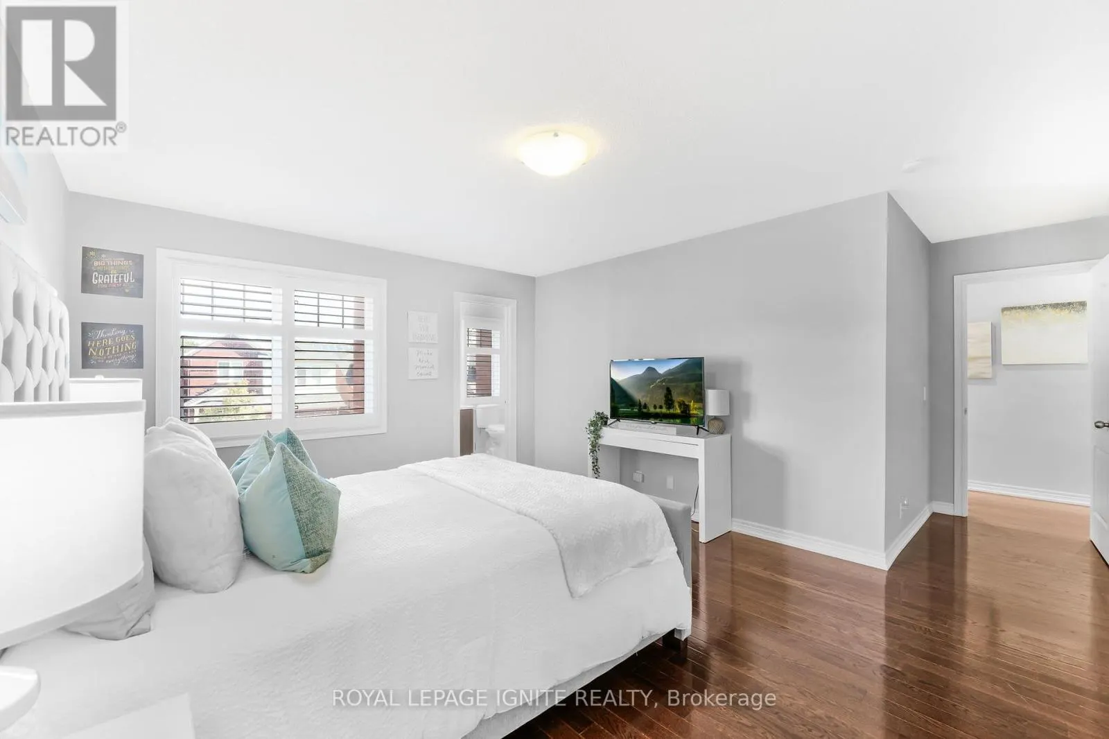 210 BLACKWELL CRESCENT