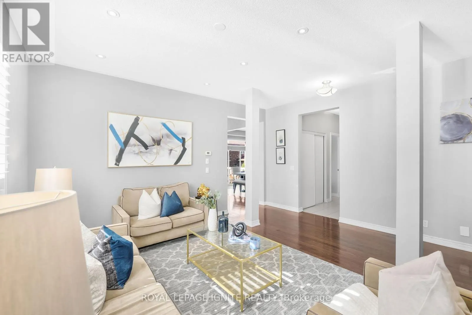 210 BLACKWELL CRESCENT