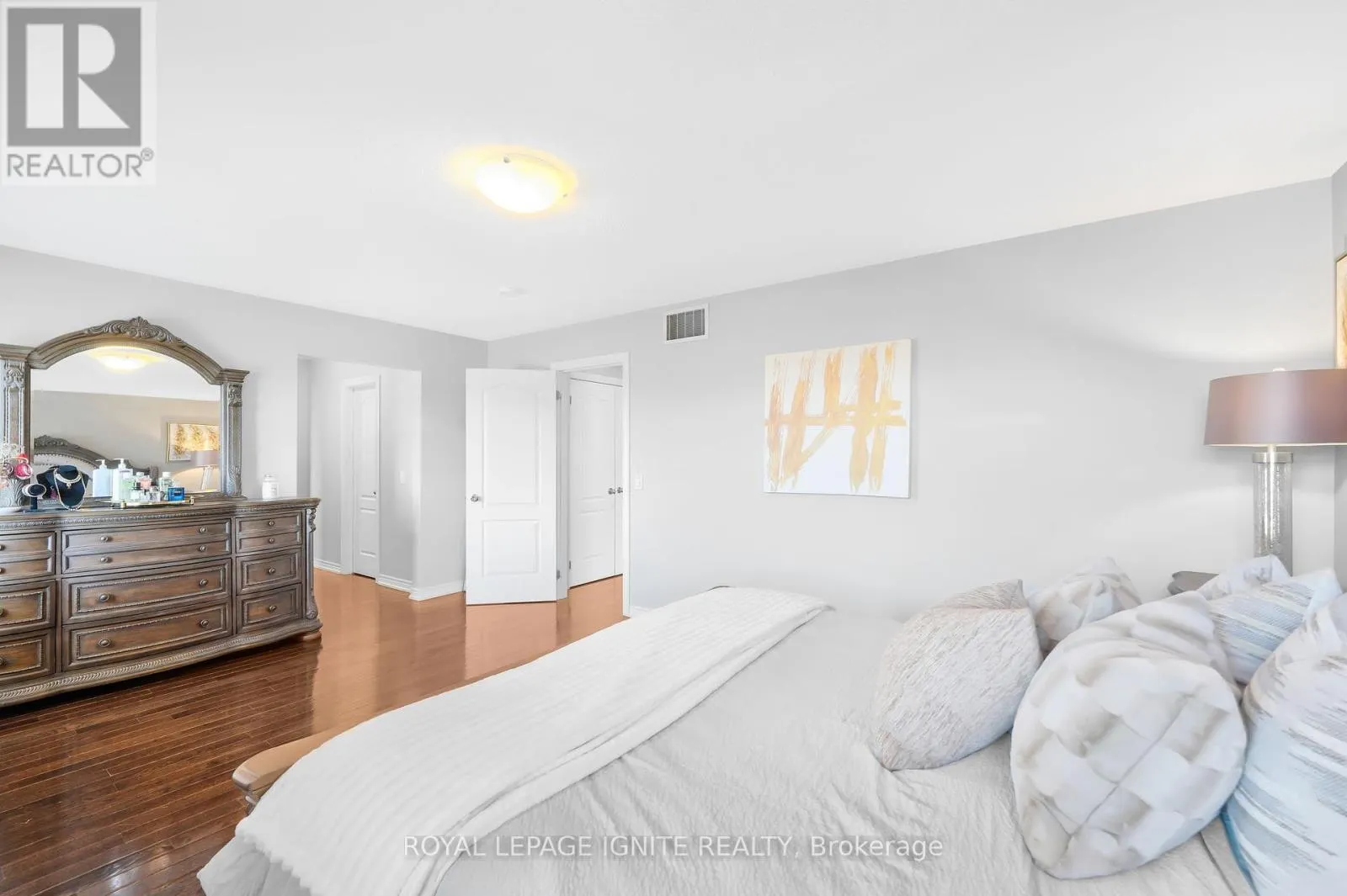 210 BLACKWELL CRESCENT