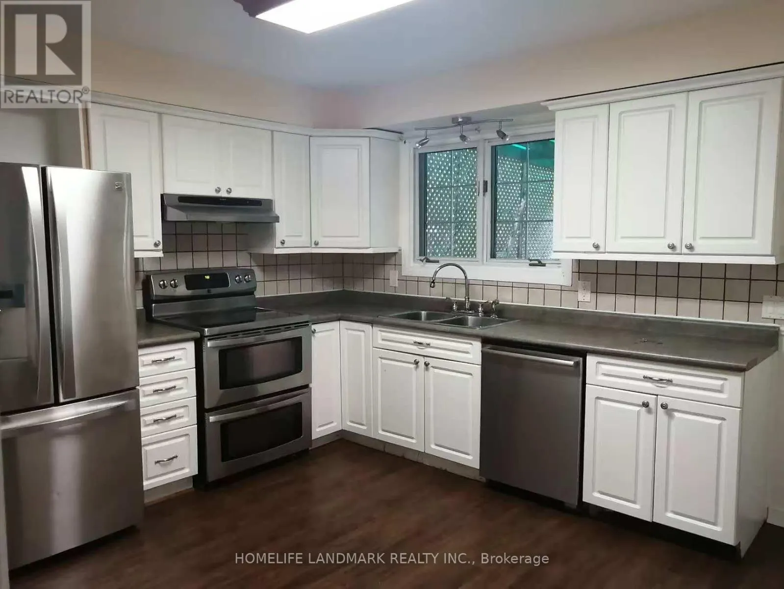 222 TAMARACK COURT