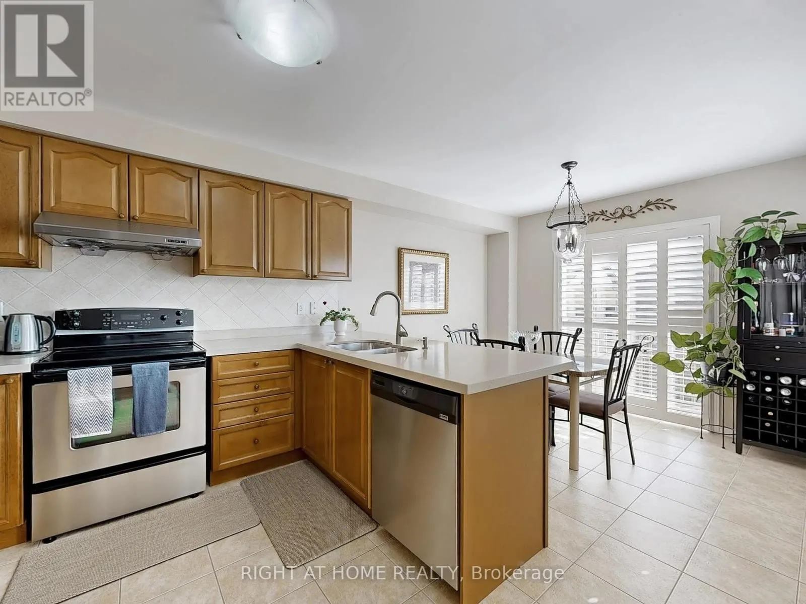 1700 SPENCELY DRIVE