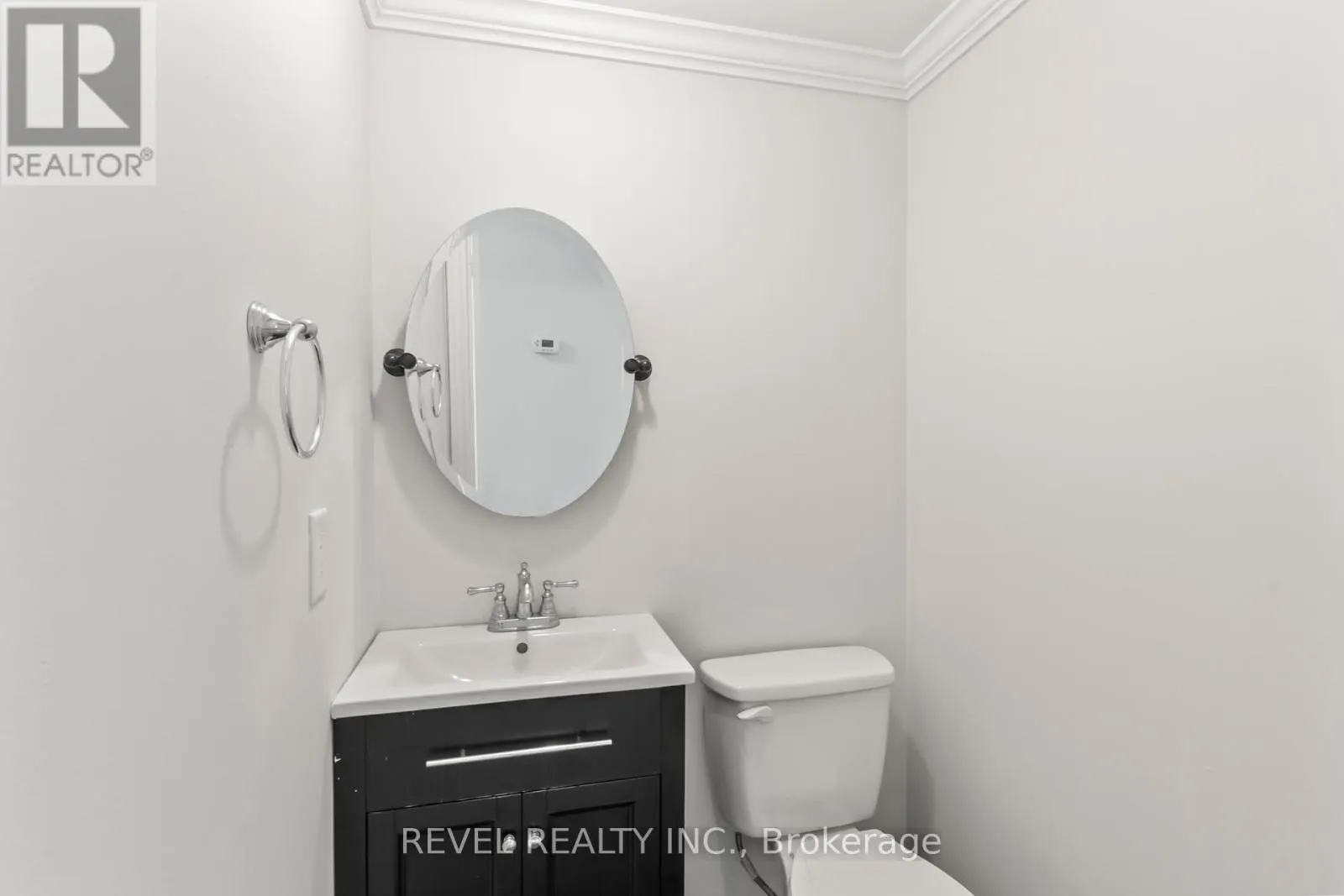 56 - 10 BASSETT BOULEVARD, #56