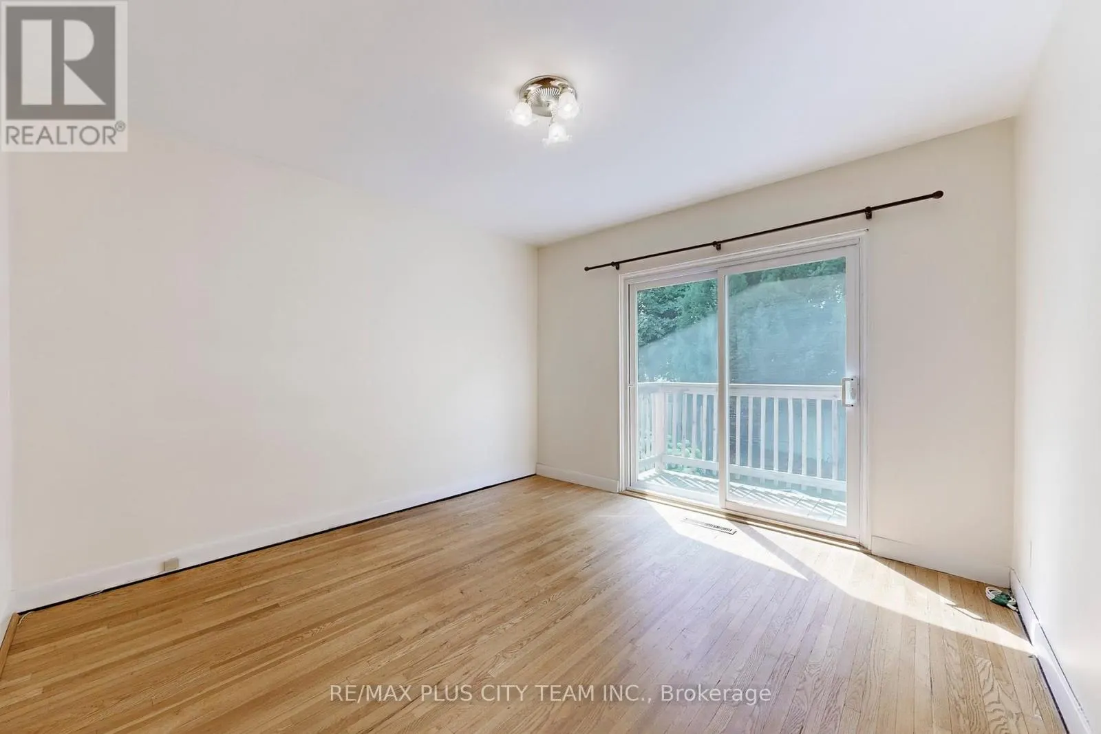 3 PENETANG CRESCENT