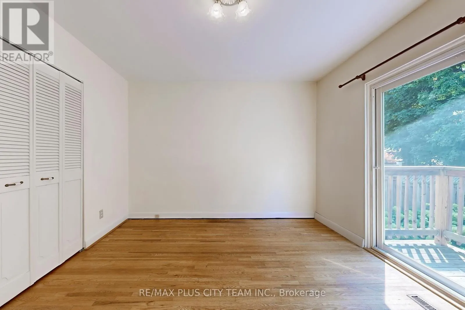 3 PENETANG CRESCENT