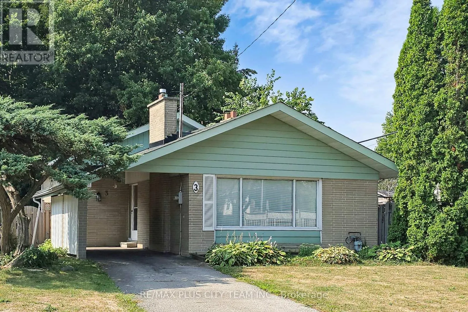 3 PENETANG CRESCENT