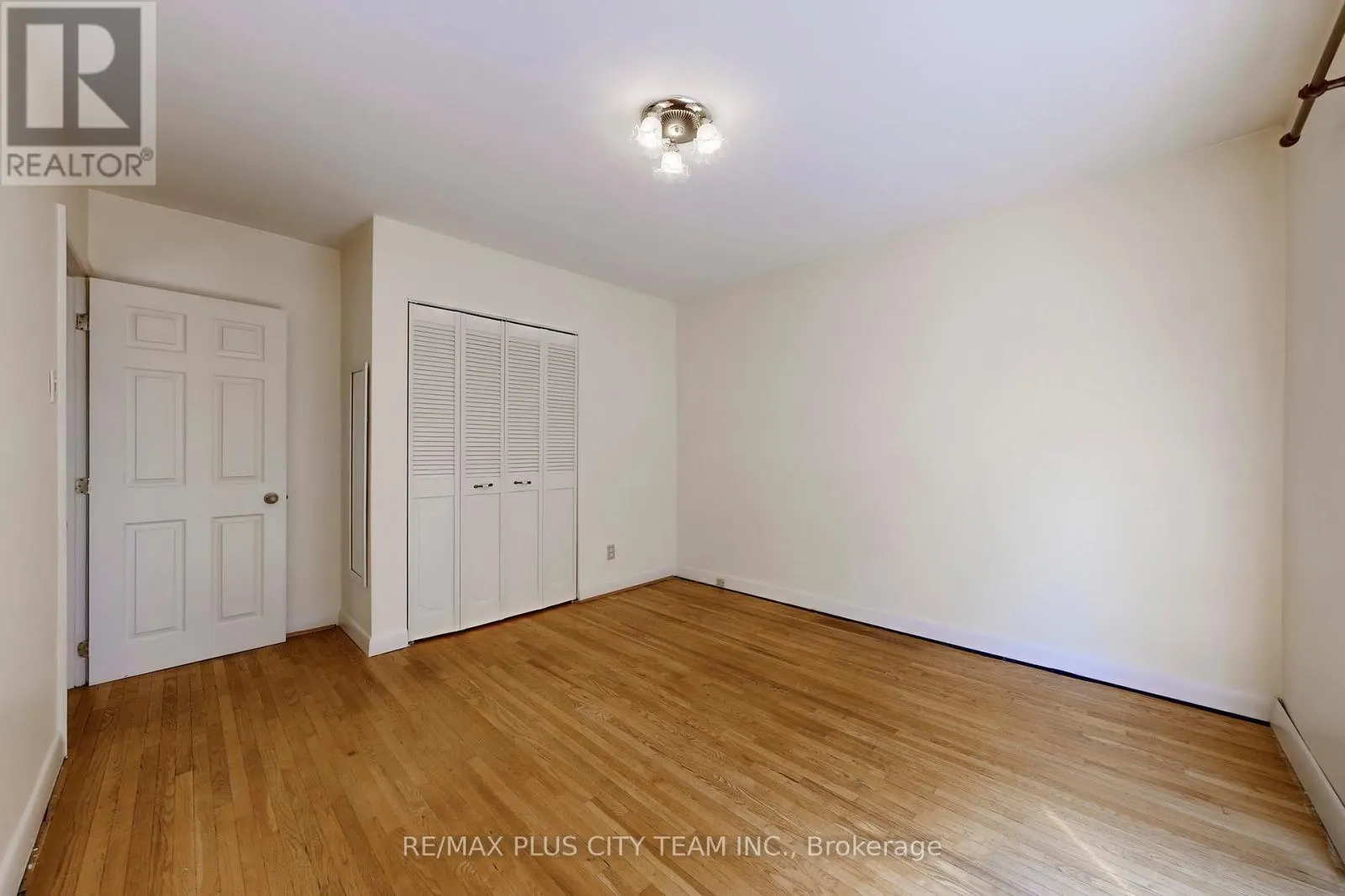 3 PENETANG CRESCENT