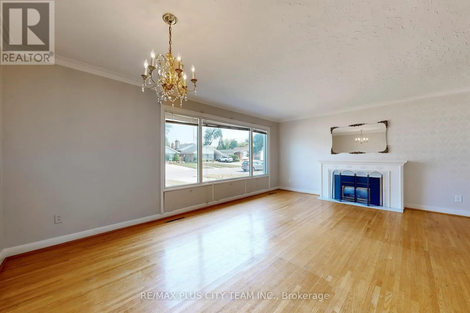 3 PENETANG CRESCENT