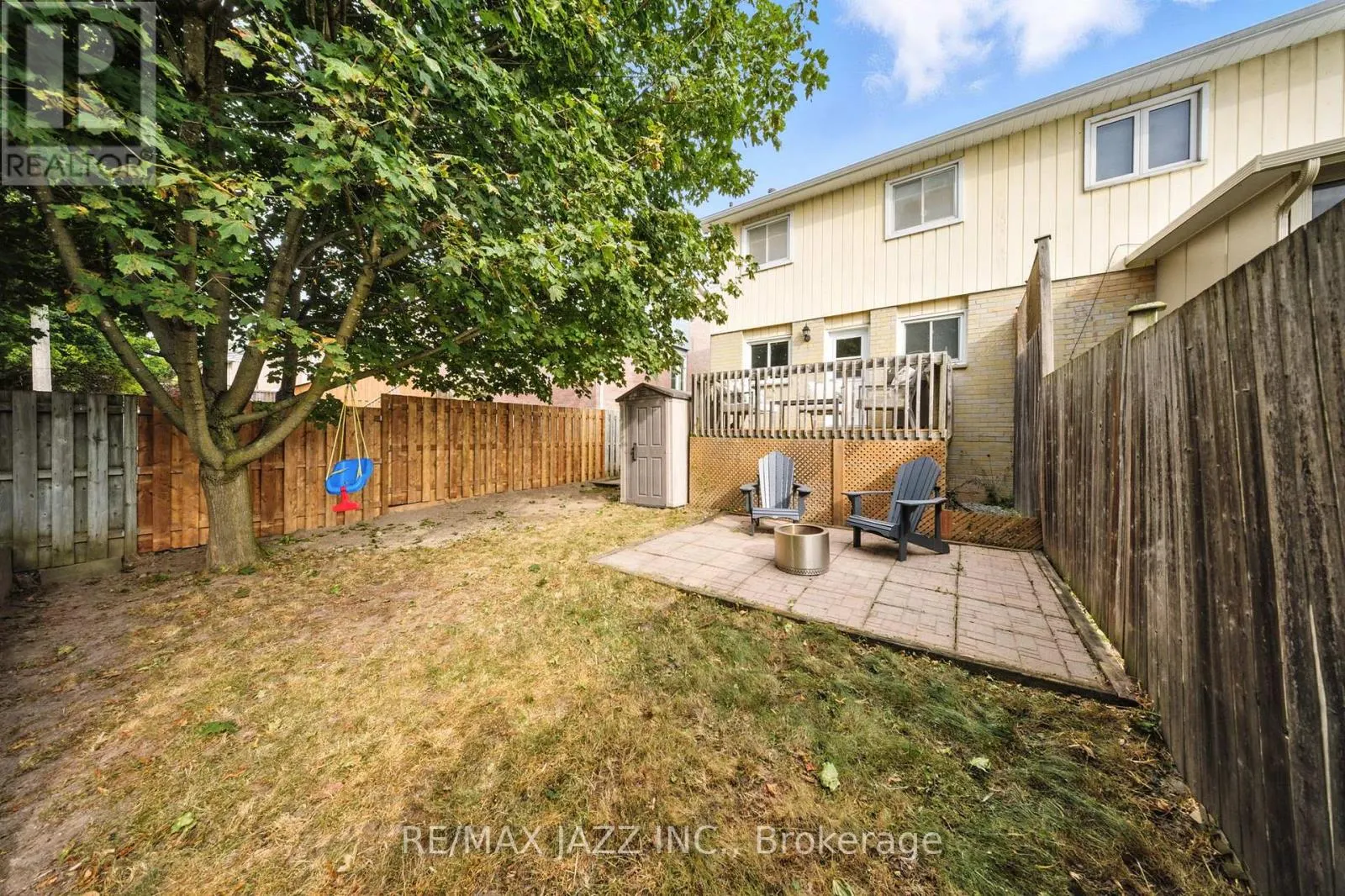 19 DOREEN CRESCENT