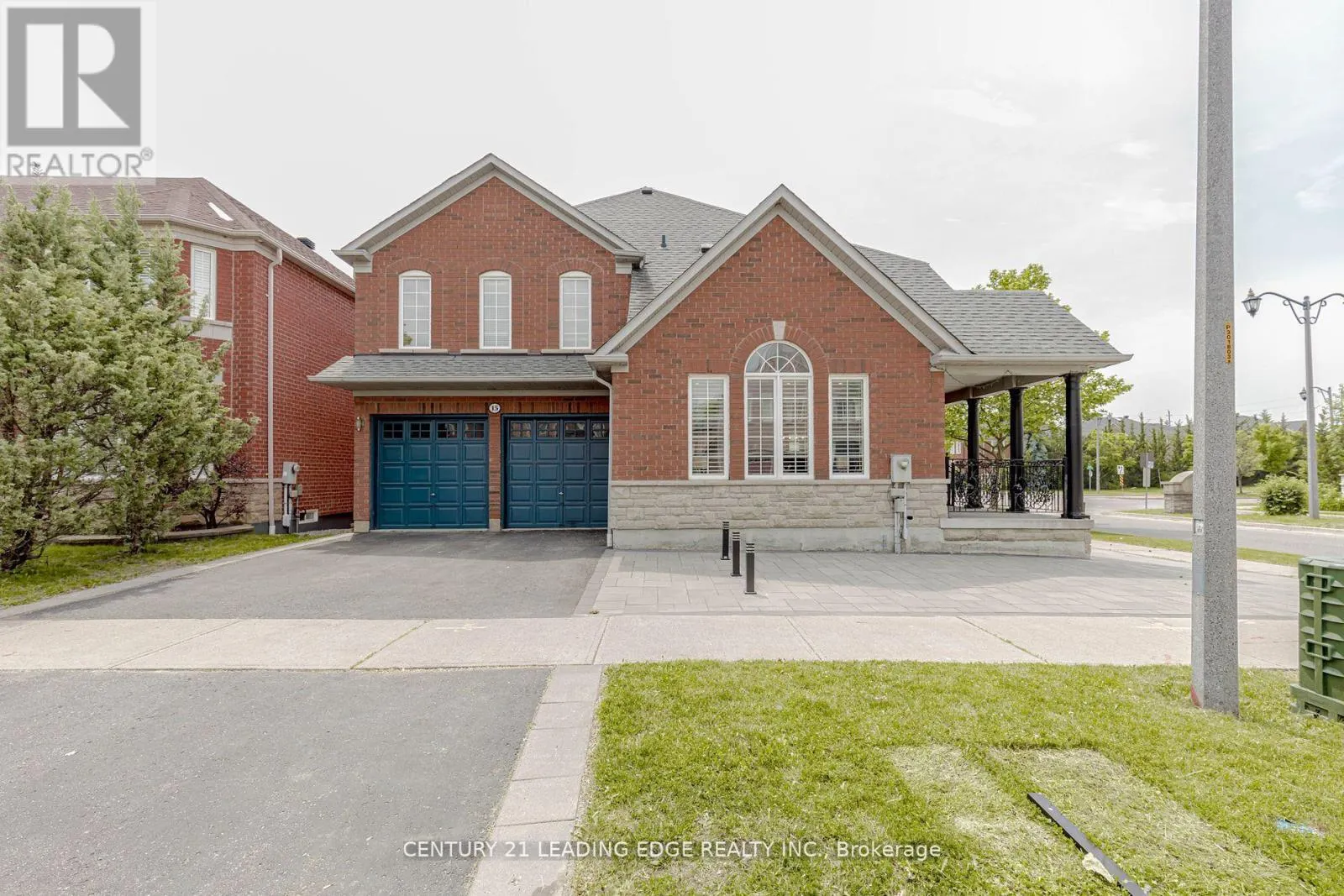 15 ALDEN SQUARE