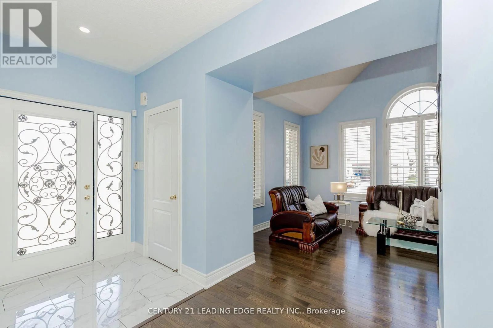 15 ALDEN SQUARE
