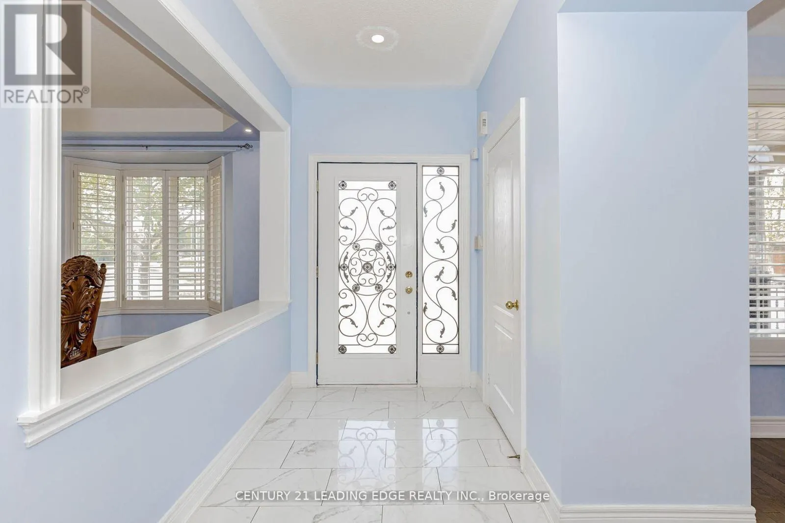 15 ALDEN SQUARE